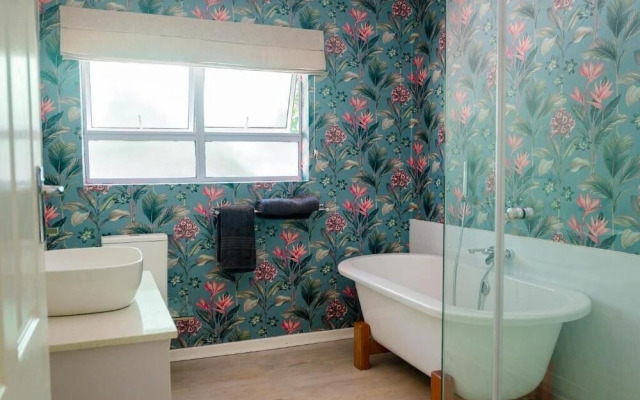 36 Alexander Guest House