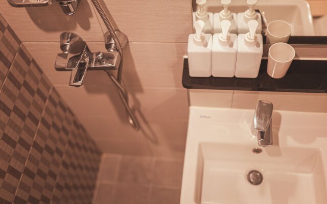 Kenny Stay Jeju Seogwipo