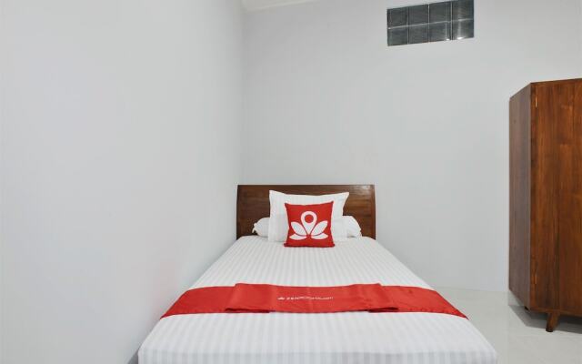 ZEN Rooms Bintaro Sector 3