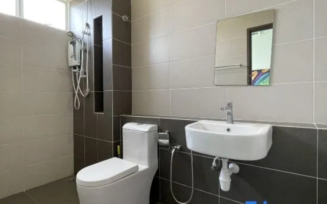 Desaru Arcadia Villa with Pool Table, Outdoor BBQ, Indoor Steamboat by Beestay — 3-star hotel in Bandar Penawar