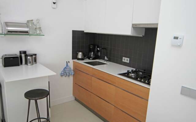 Comfortable Villa With Combi-microwave, Near Terherne