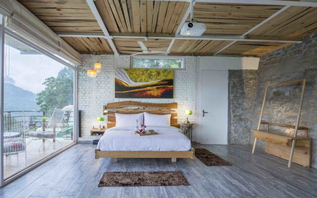 Seclude Ramgarh, Cliff's Edge