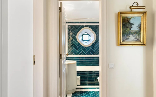 Fairview Villa by Cadenzalux