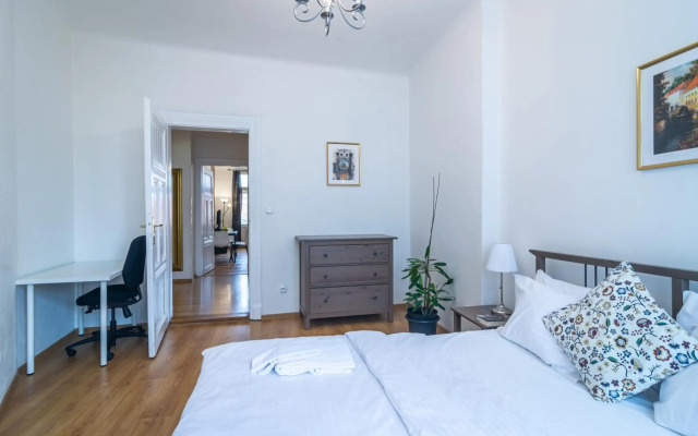 Royal Road Residence