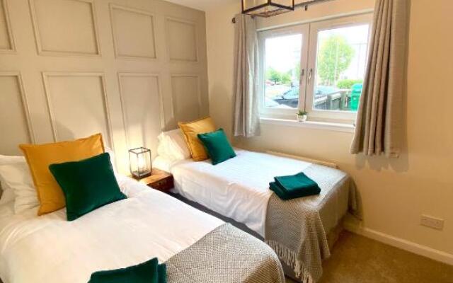 Monart Stylish City Centre Apartment, 2 Bed, sleeps 6