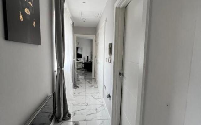 Apartment in Edgware with 2 Double Bedroom