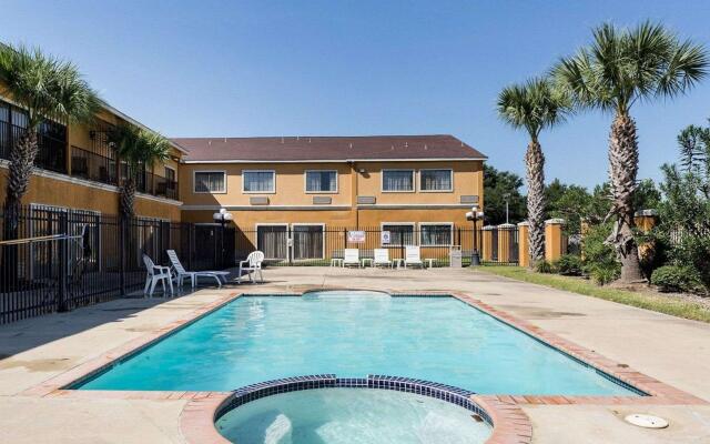 Townhouse Houston North Freeway