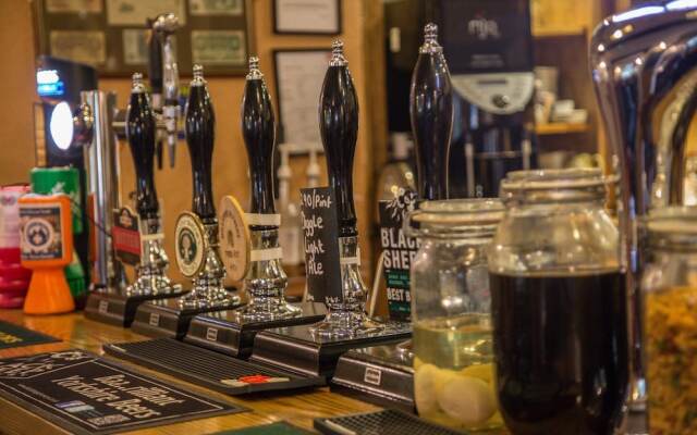 The Diggle Hotel
