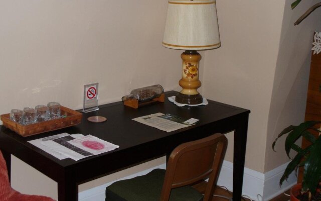 Willie Ed's Bed & Breakfast