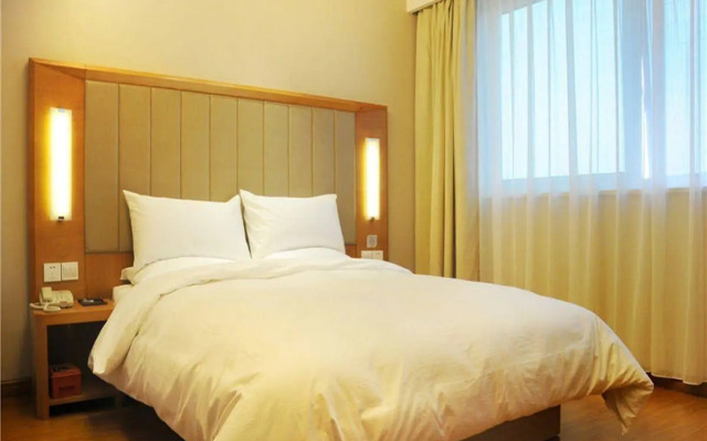 JI Hotel Tianjin Binjiangdao