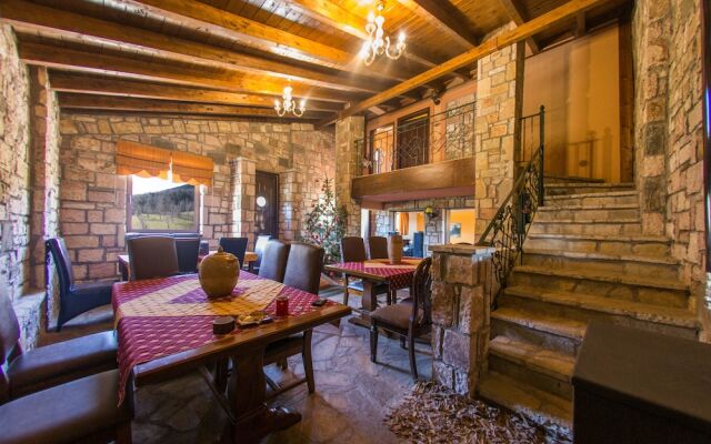 Silva Suites