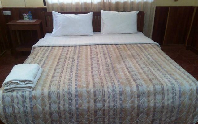 Pon's River Guesthouse
