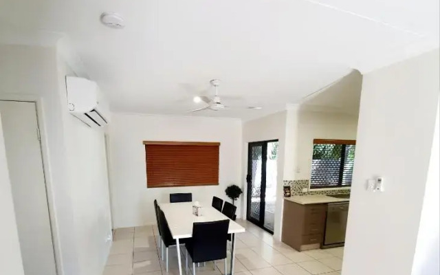 3 bedroom central home