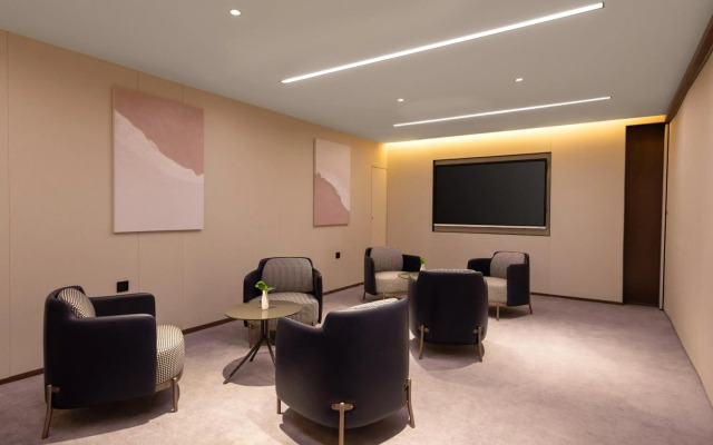 Honder International Hotel