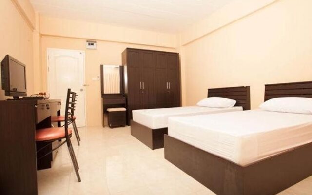 Burapha Bangsaen Garden Apartment