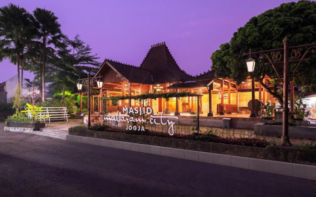 The Alana Hotel & Convention Center