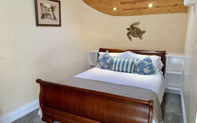 The Claremont Hotel - Adult Only