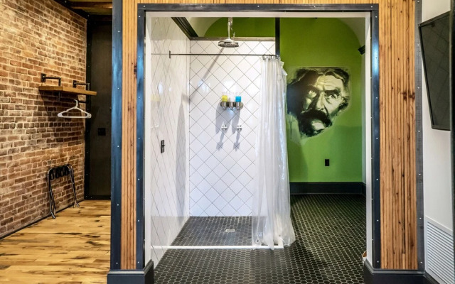 City Hall Grand Hotel