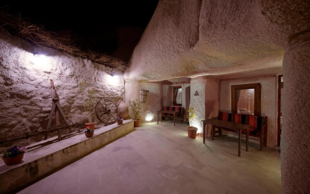 Adelya Cave Hotel