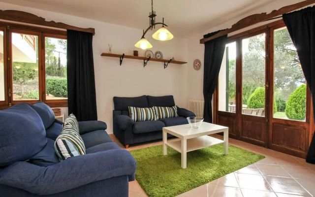 Spacious Mansion in Alaró With Swimming Pool