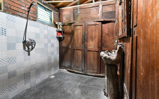 RedDoorz near Jimbaran Beach