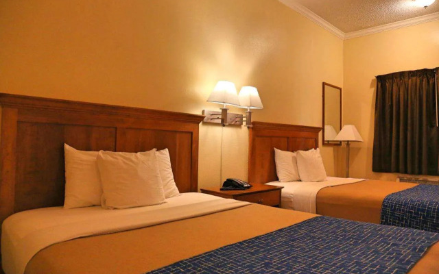 Travelodge By Wyndham Pasadena Central