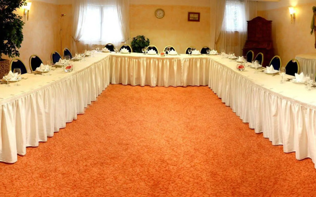 Bach Hotel