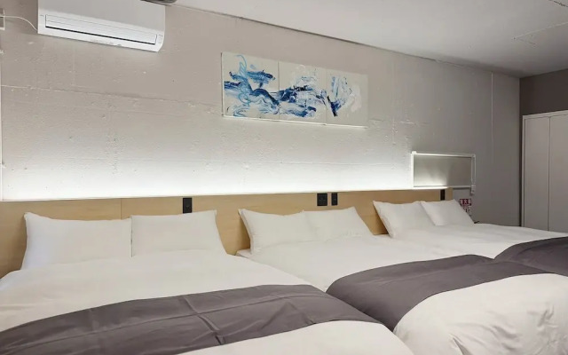 Reno bld 301