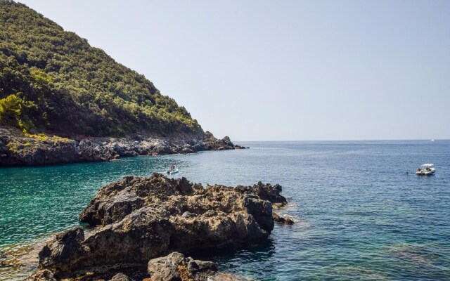 Nice Apartment in Ricdi With Wifi and 2 Bedrooms