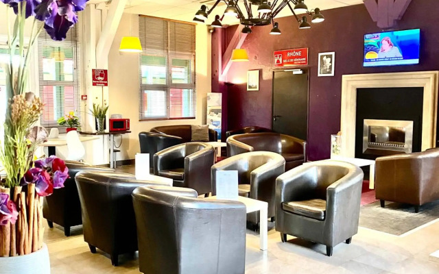 Brit Hotel Confort Lyon Dardilly