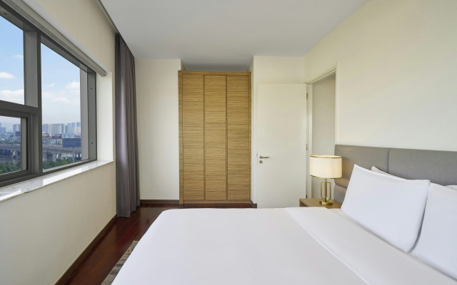 Charm Suite Saigon Hotel