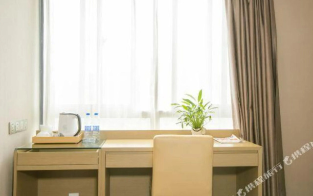 Leisure Hotel