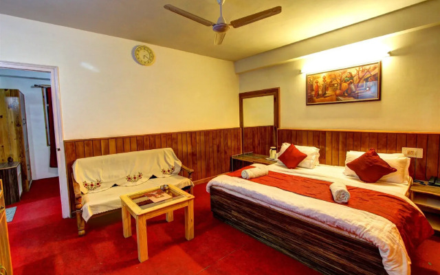 Hotel Monarch Residency