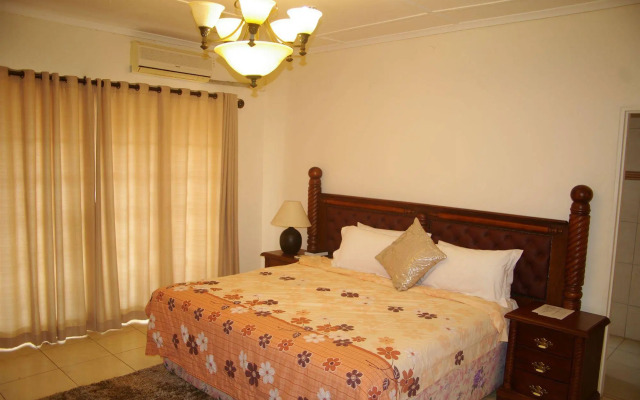 Khanondo Guest House