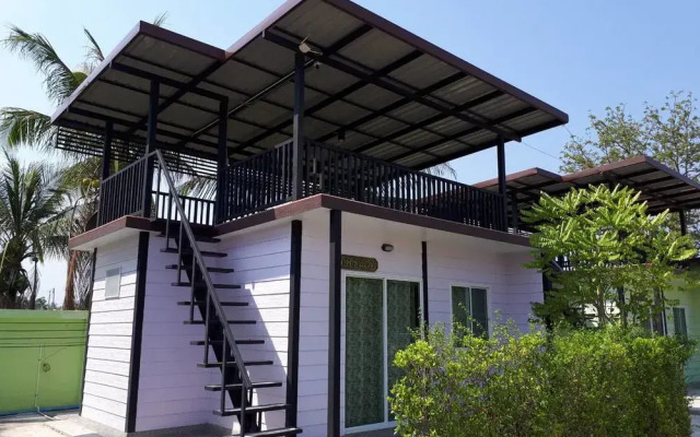 Baanpakhernfah Rukkatawan Resort