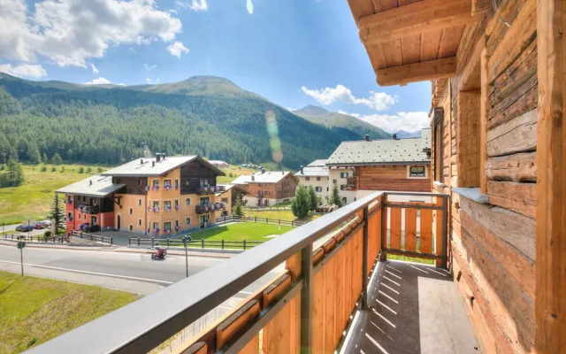Wood House Livigno Ski in - Ski out Mt 10