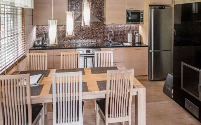 Holiday Home Villa illi