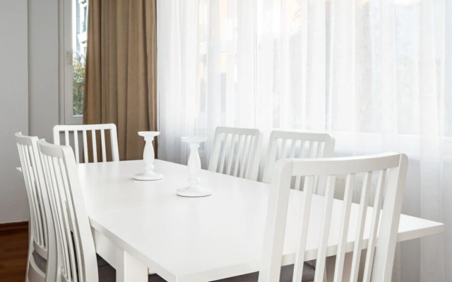 Centrally Located Sleek and Modern Flat in Sisli