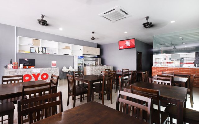 OYO 774 Hotel Iskandar