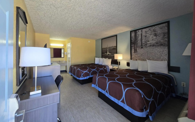 Super 8 by Wyndham Arkadelphia Caddo Valley Area