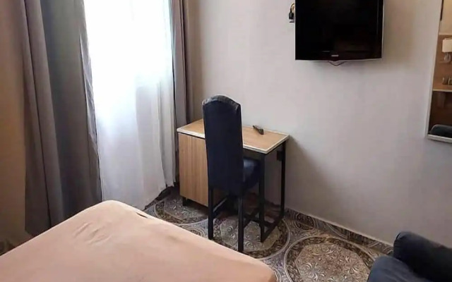 Hotel Meumi Palace