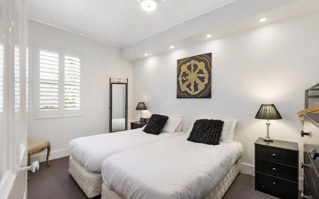 Pyrmont Self-Contained House 64 BUL