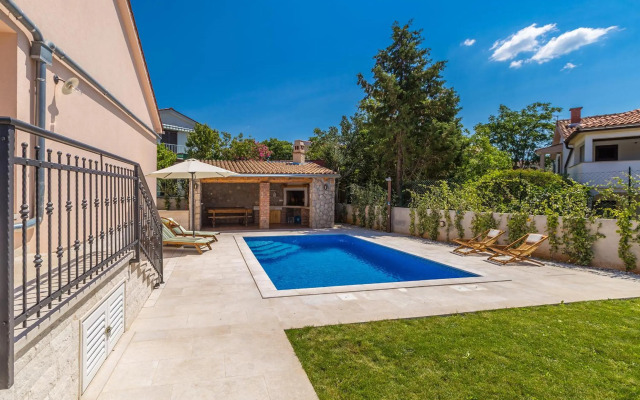 Holiday house MASLINA