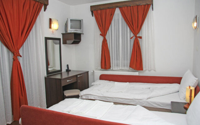 Manastir Hotel-berovo