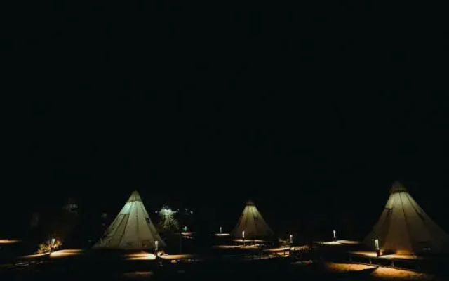 Dunhuang Mingsha Mountain Desert Starry Camp