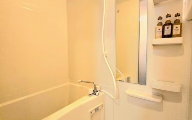 Hotel Arashi Nihombashi Branch 2 – Bathroom – Osaka