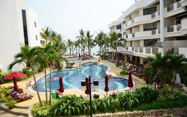 Imperial Hua Hin Beach Resort