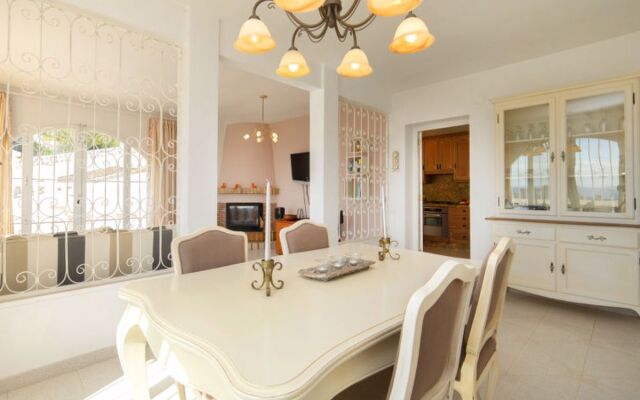 Holiday Home La Golondrina
