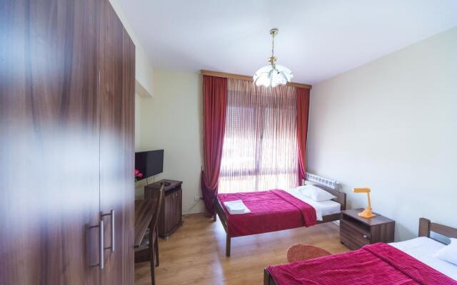 Hotel Piramida