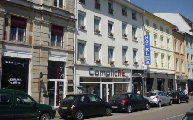 hotelImage